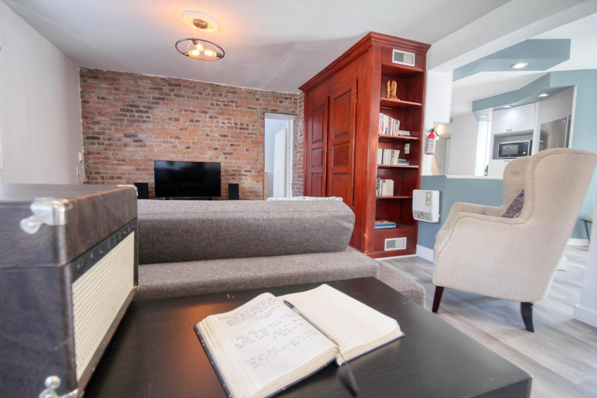 Quebec Grand Appartement By Hebergements Dcl Екстериор снимка